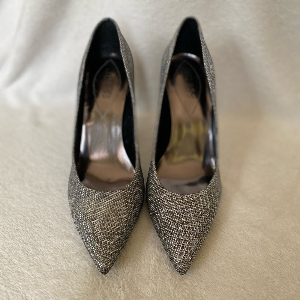 Guess Pewter Fabric Silver Sparkly Pointed Toe Hi… - image 2